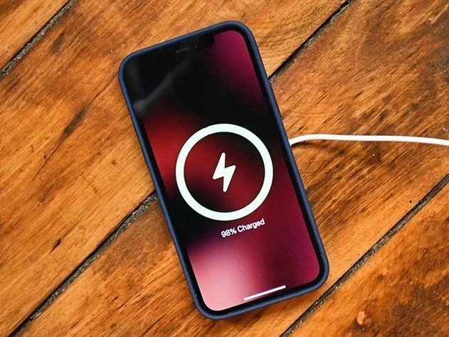 卫滨苹果手机维修分享iPhone 12可以随便充电吗 